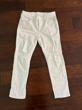 Old Navy White Slim Straight Distressed Boyfriend Jeans